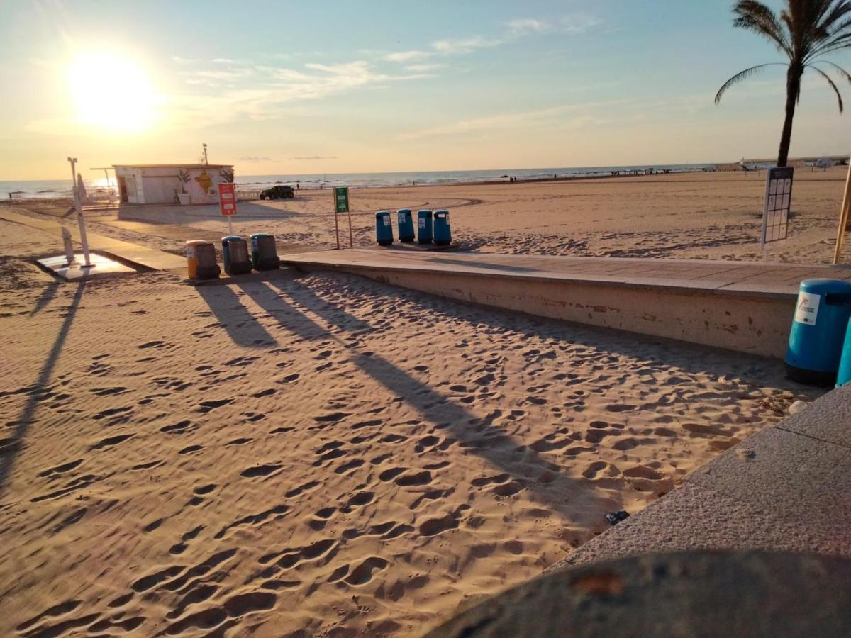 Playa De Gandia, Gandia Beach Екстериор снимка