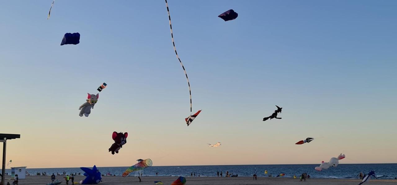 Playa De Gandia, Gandia Beach Екстериор снимка